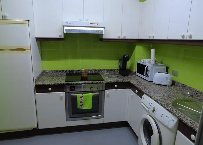 Piso Eugenio Fadrique * Vigo